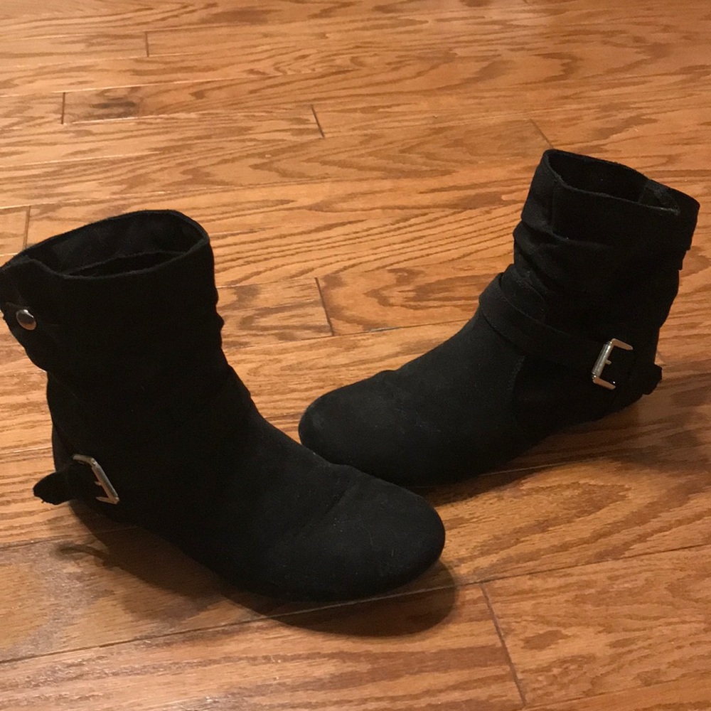 Women’s Rampage black suede boots